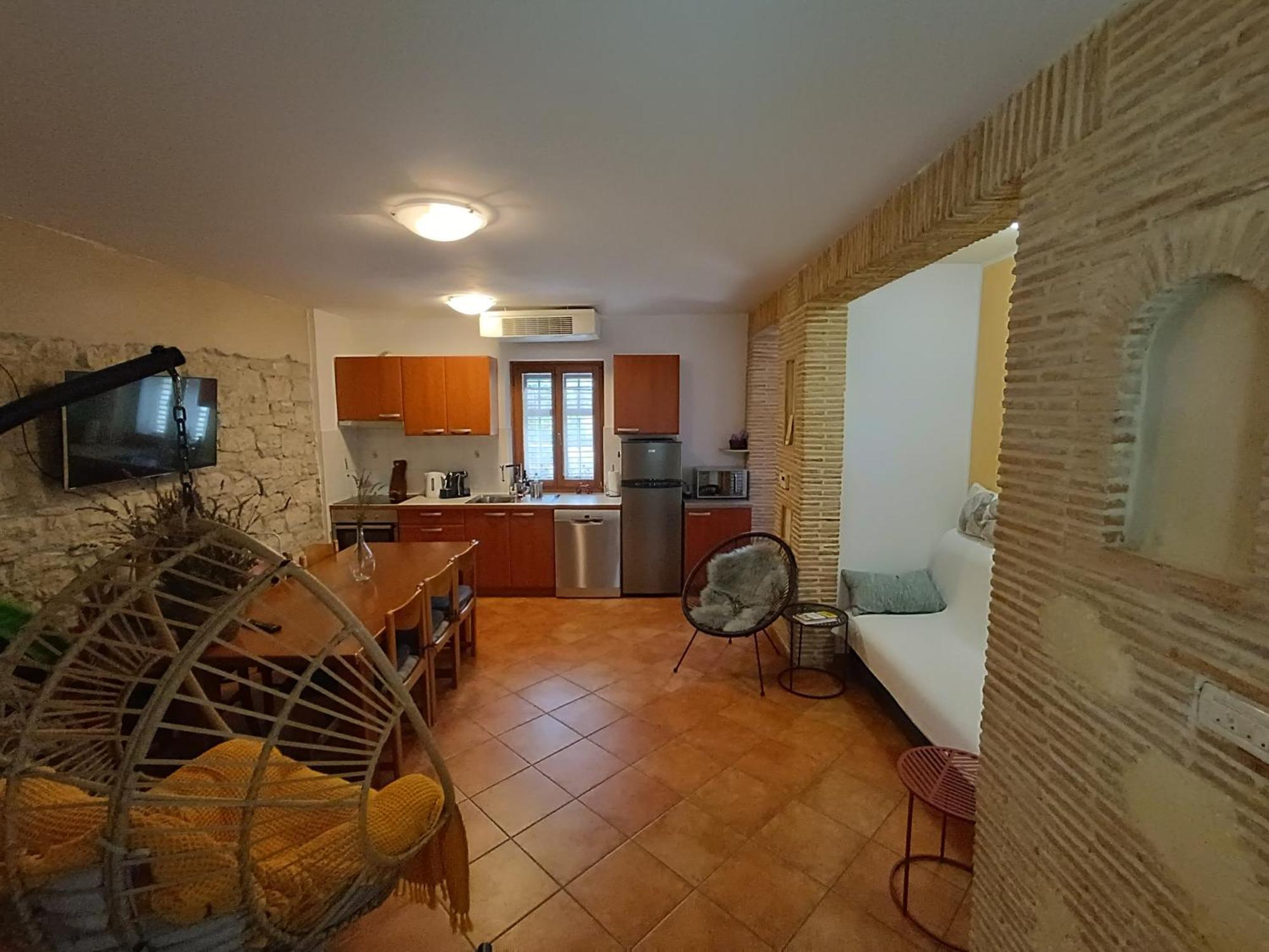 Apartment Parenzana, Little Row House With Big Green Yard In Central Istria Rakotule Rom bilde